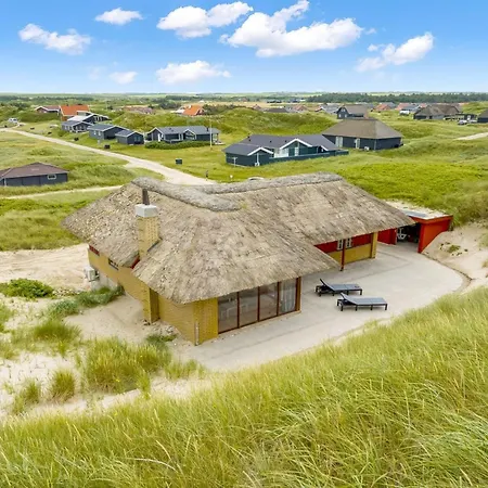 Zora - 100m From The Sea By Interhome Feriehus *